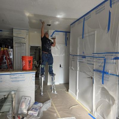 Ceiling painting with full furniture protection